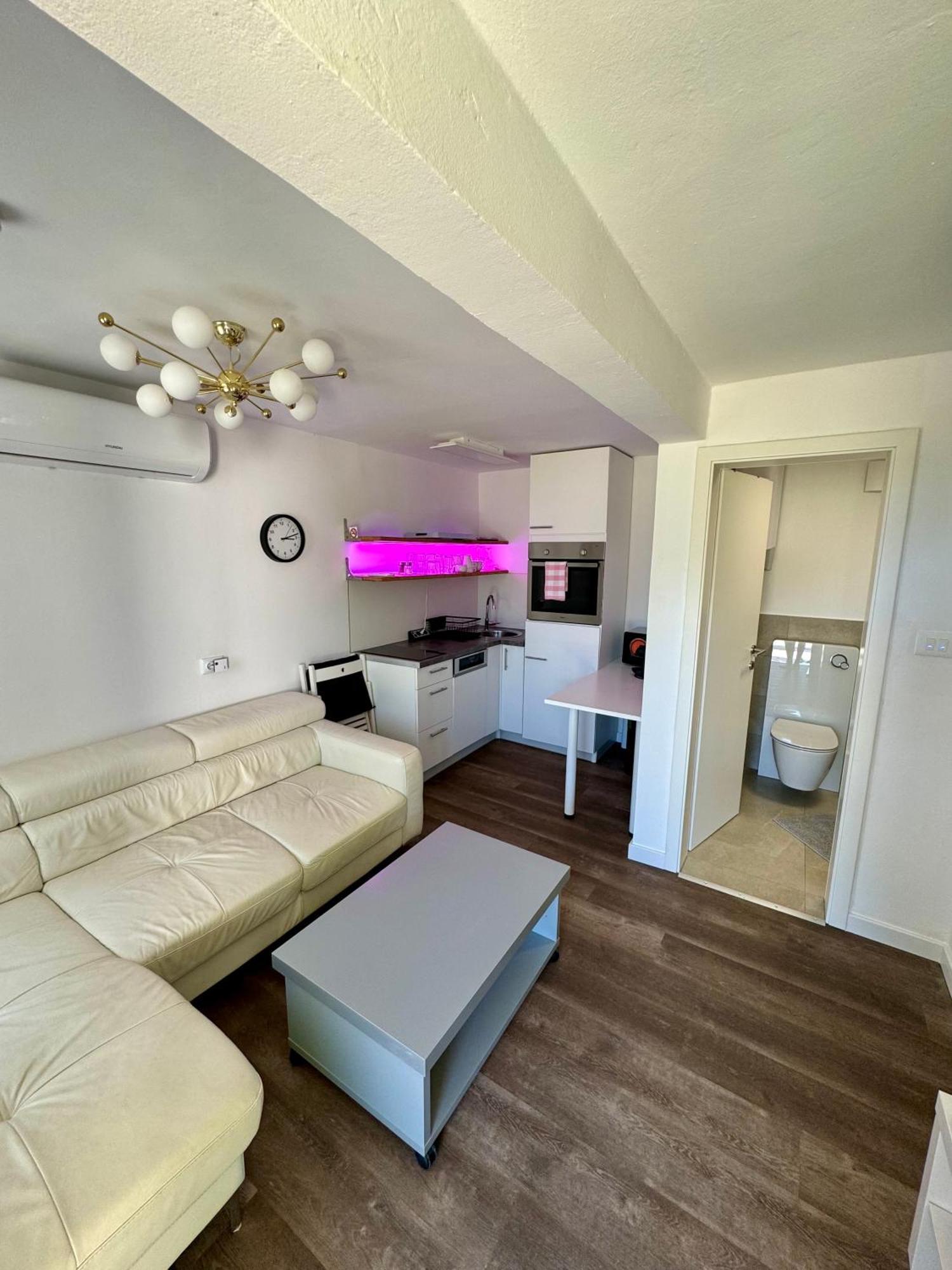 Enna Apartment B Meerblick Perfect Location Medulin Kültér fotó
